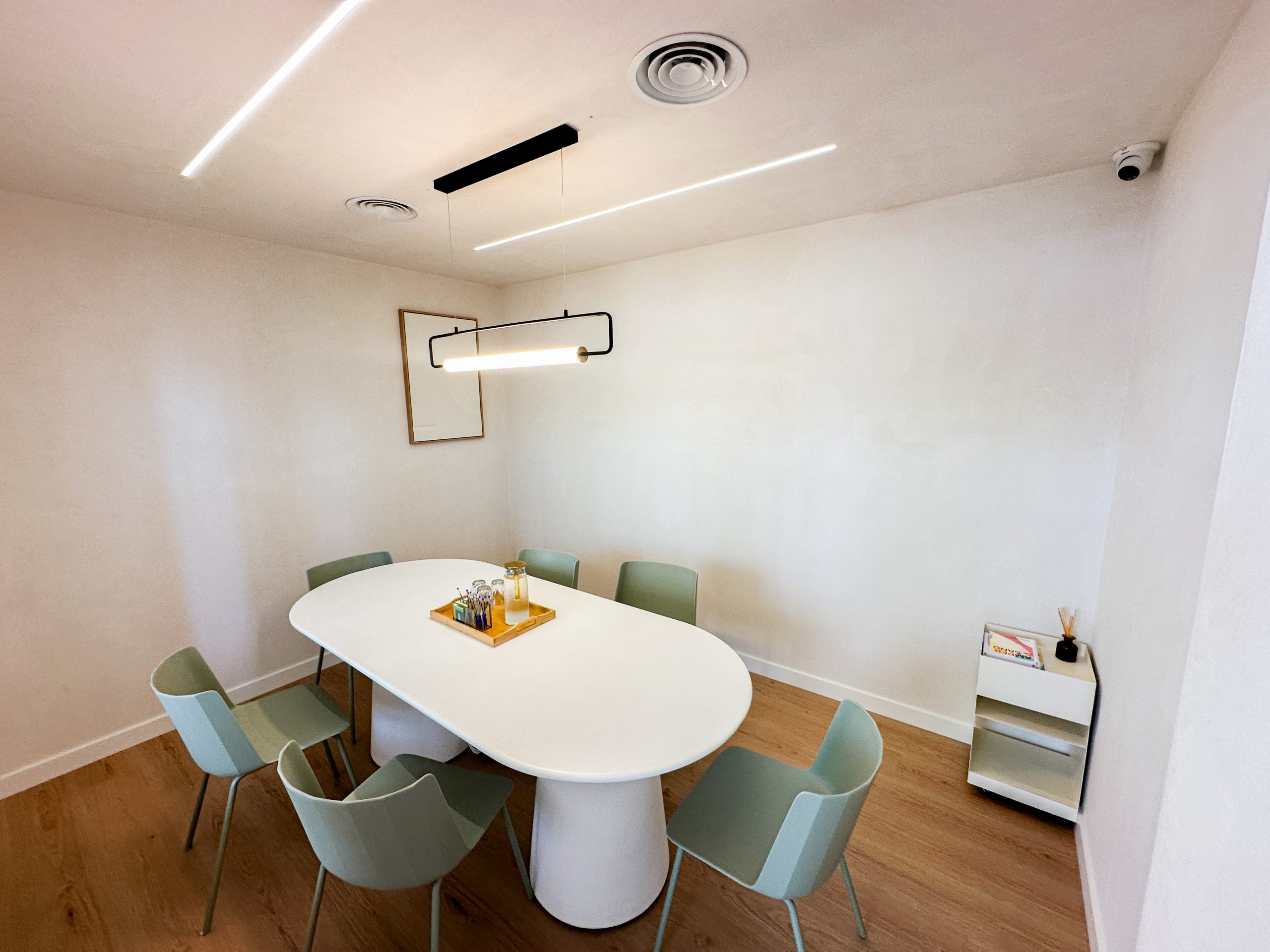 Sala reuniones Maxhub disponible